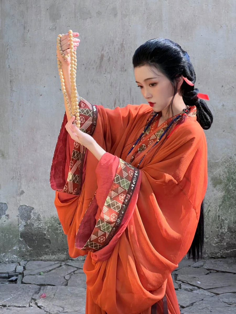 Tian Wen 天问 Asking the Heavens Modernized Warring States Zhiju Straight Hem Robe Set