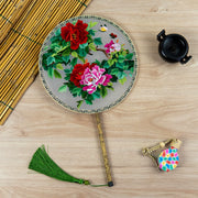 Huayuan Jingse 花园景色 Garden Scenes Embroidered Silk Tuanshan Round Fans