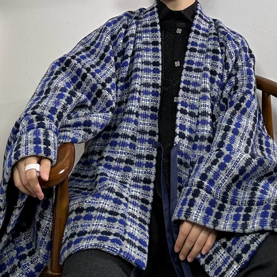 Chu Xu 初旭 Early Sun Men's & Unisex Modern Weijin Zheyi Wool Cardigan