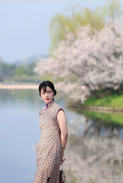 Hai Tang 海棠 Begonia Republic of China Geometric Print Pure Cotton Cap Sleeve Qipao