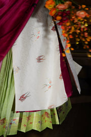 Xian Chun 衔春 Holding Spring Ming Dynasty Sparrow Bijia Long Vest & Mamianqun Skirt Set