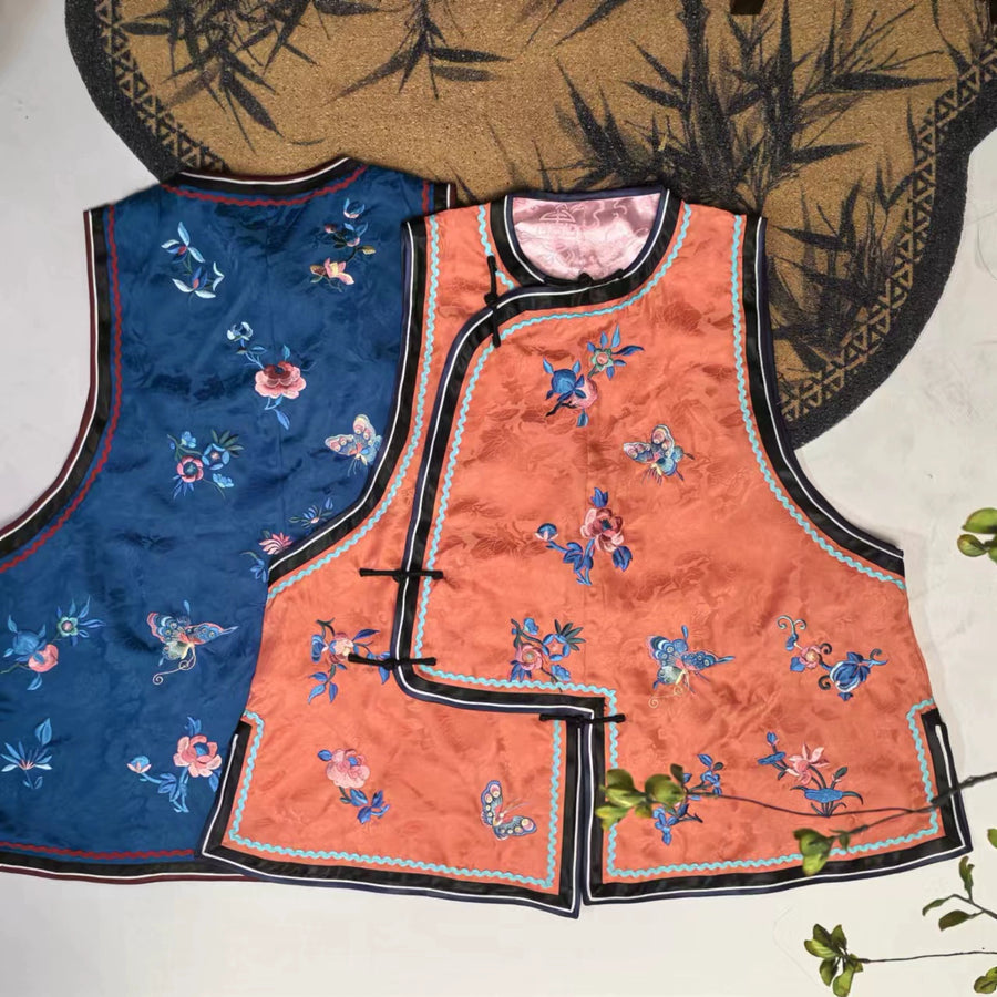 Ying Qing 莺情 Oriole Qing Han Butterfly Embroidery Pipa Lute Lapel Kanjian Vest