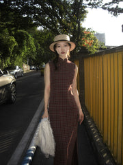Yan Hong 砚红 Red Ink Modernized Plaid Flannel Sleeveless Qipao