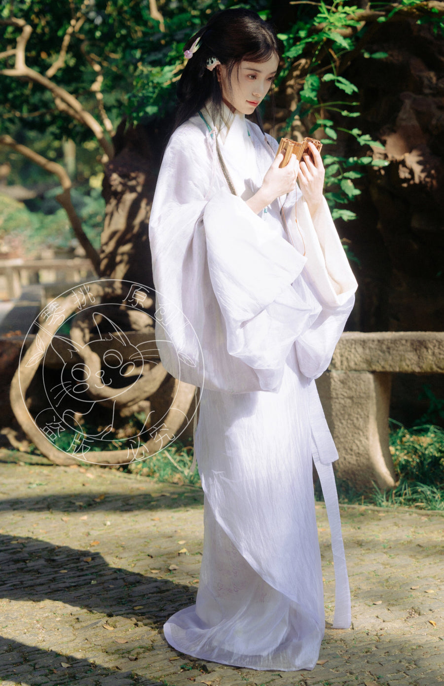 Jiangmen 江门 Han Dynasty Mawang Tomb Restoration Quju Curved Hem Robe Set