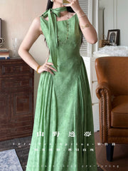 Huanghun Meigui 黄昏玫瑰 Dawn Rose New Chinese Style Sleeveless Vintage Boat Neck Flared Dress