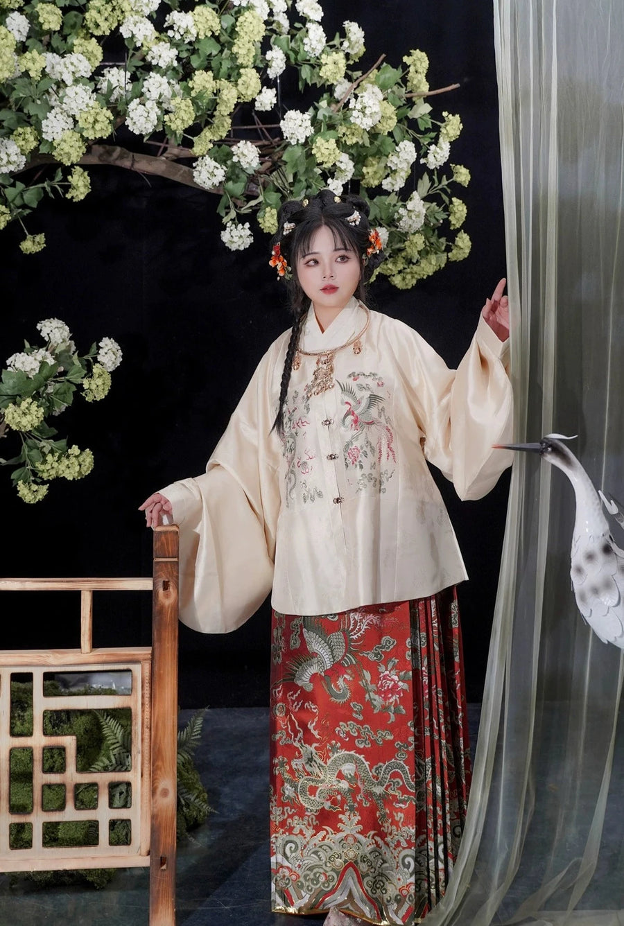 Silk Dreams 绸梦如愿 Ming Dynasty Plus Size Fanling Ao Jacket Mamian Skirt Aoqun Set