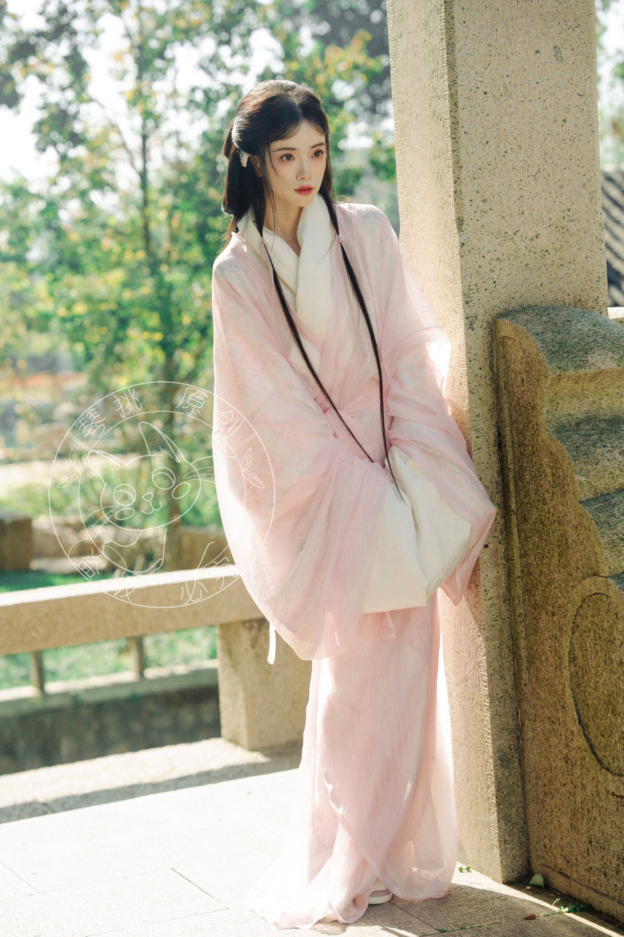 Jiangmen 江门 Han Dynasty Mawang Tomb Restoration Quju Curved Hem Robe Set
