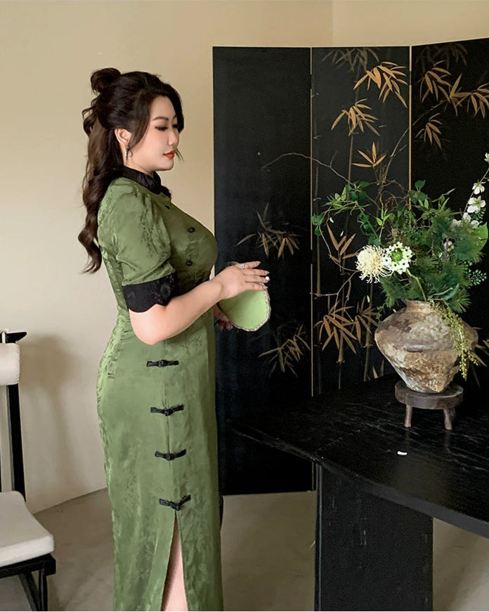 Yu Yuan 玉鸢 Jade Kite Plus Size Vintage Inspired Bottleneck Jacquard Qipao