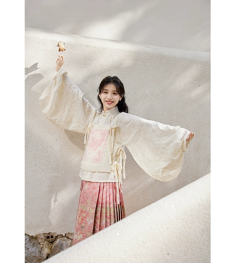 Lu Lu 陆陆 Deer Deer Modernized Ming Dynasty Knit Zhuyao & Mamian Skirt Set