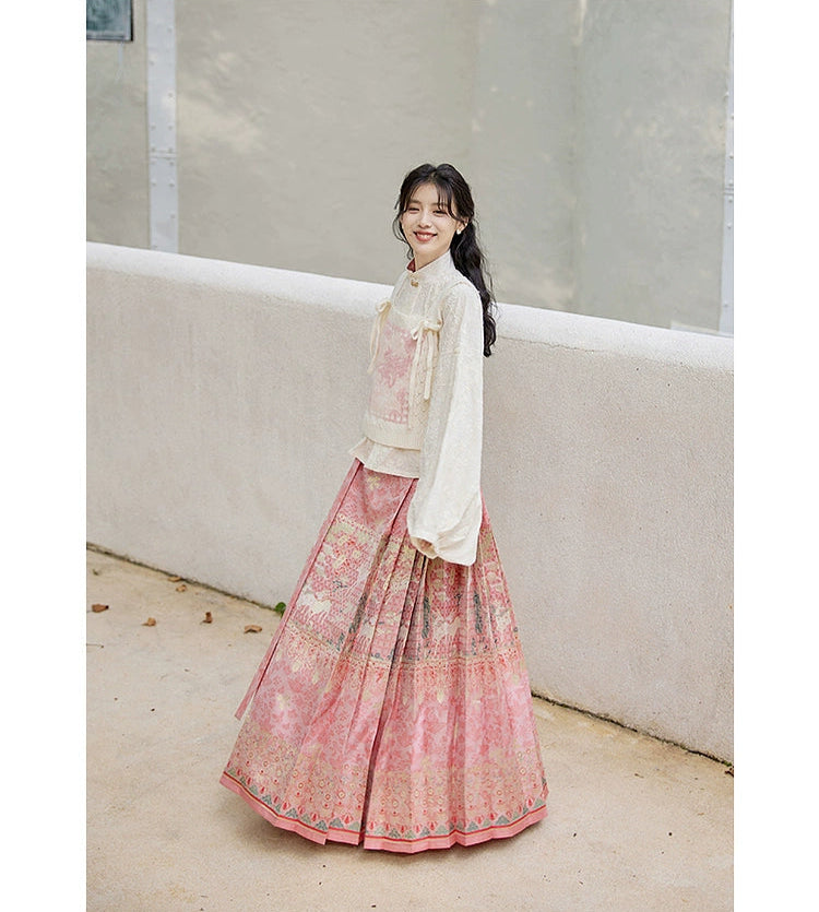 Lu Lu 陆陆 Deer Deer Modernized Ming Dynasty Knit Zhuyao & Mamian Skirt Set