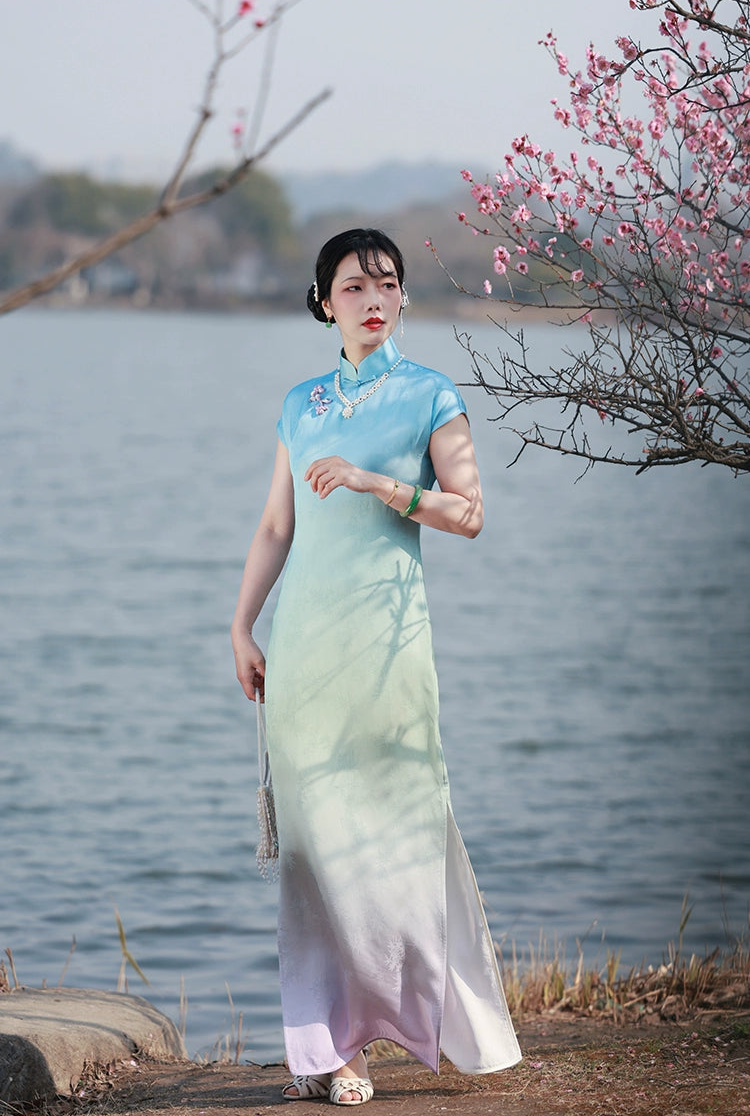 Ni 霓 Neon 1930s Gradient Leaf Jacquard Cap Sleeve Qipao