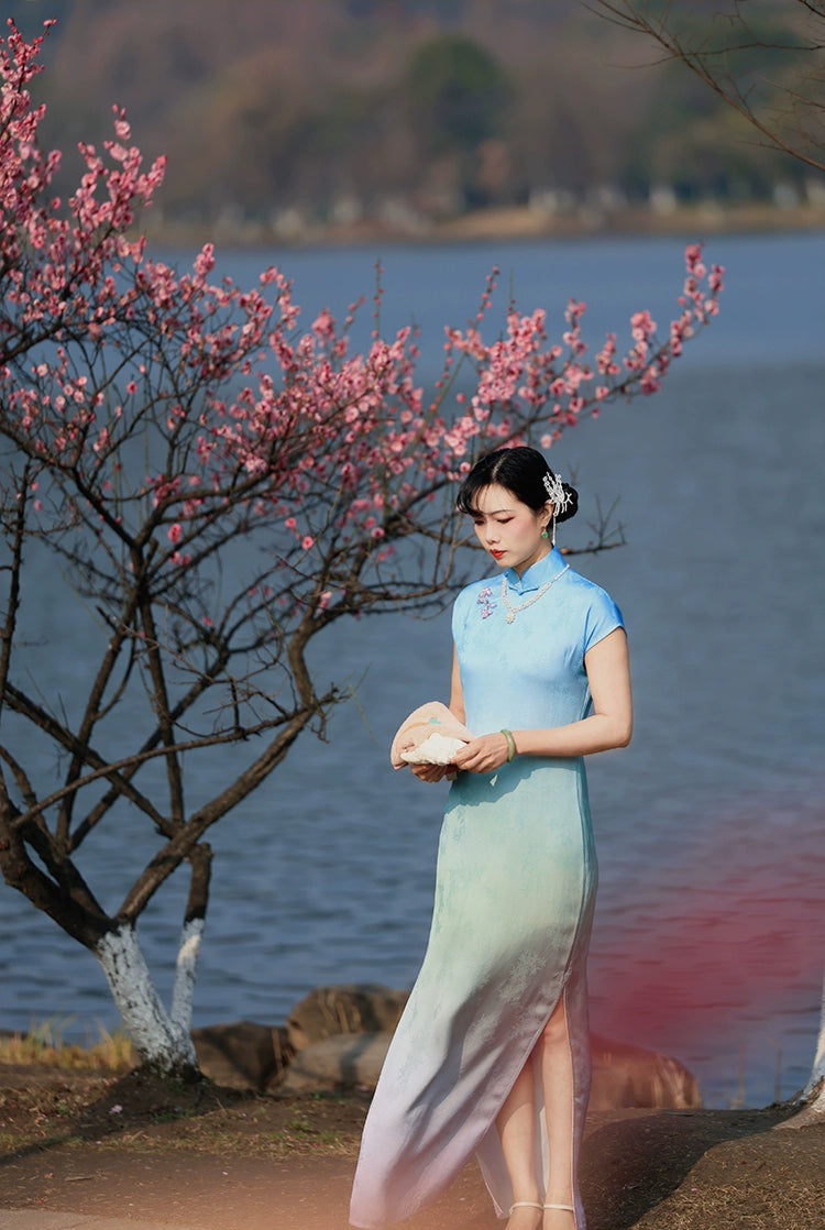 Ni 霓 Neon 1930s Gradient Leaf Jacquard Cap Sleeve Qipao