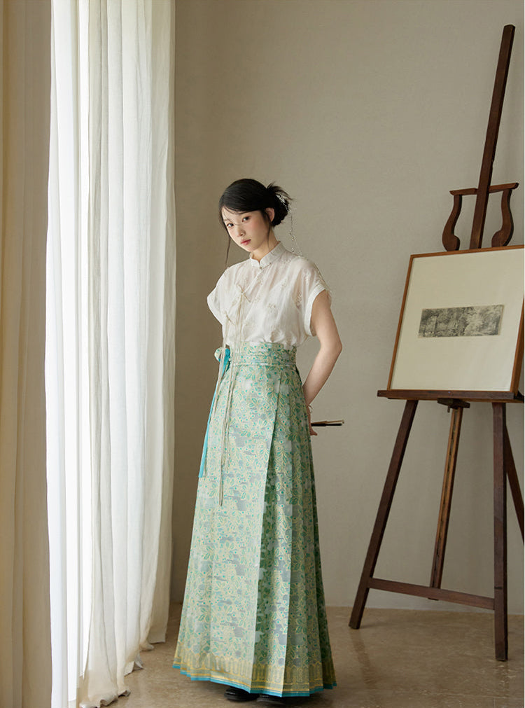 Ting Lan 汀兰 Thin Land Modern Ming Qipao Gilded Leaf Mamian Skirt & Top Set