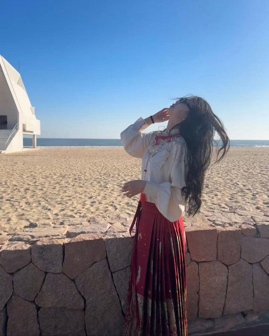 Jing Jiu 敬酒 Toast to the Bride Ming Dynasty Plus Size Cloud Collar & Mamian Skirt