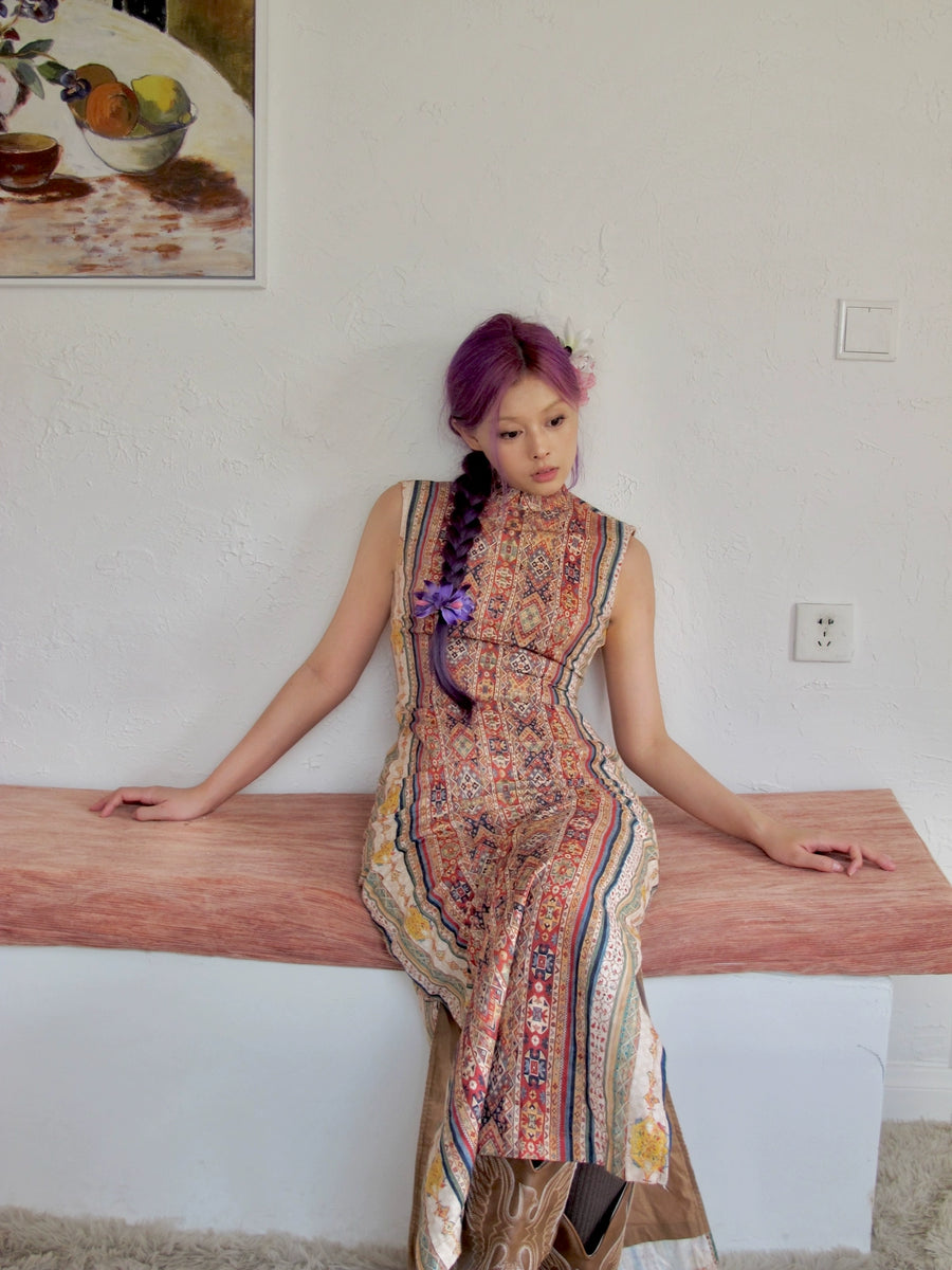 Urban Nomad 城市游牧 Tribal Print Western Sleeveless Pure Cotton Qipao