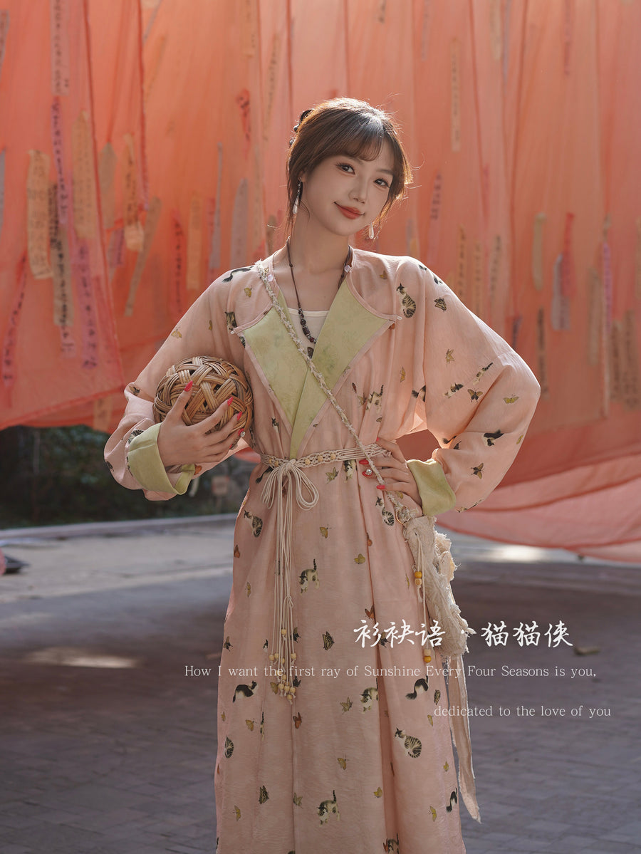 Maomao 猫猫 Kitten Modernized Tang Dynasty Cat Print Yuanlingpao Round Collar Robe