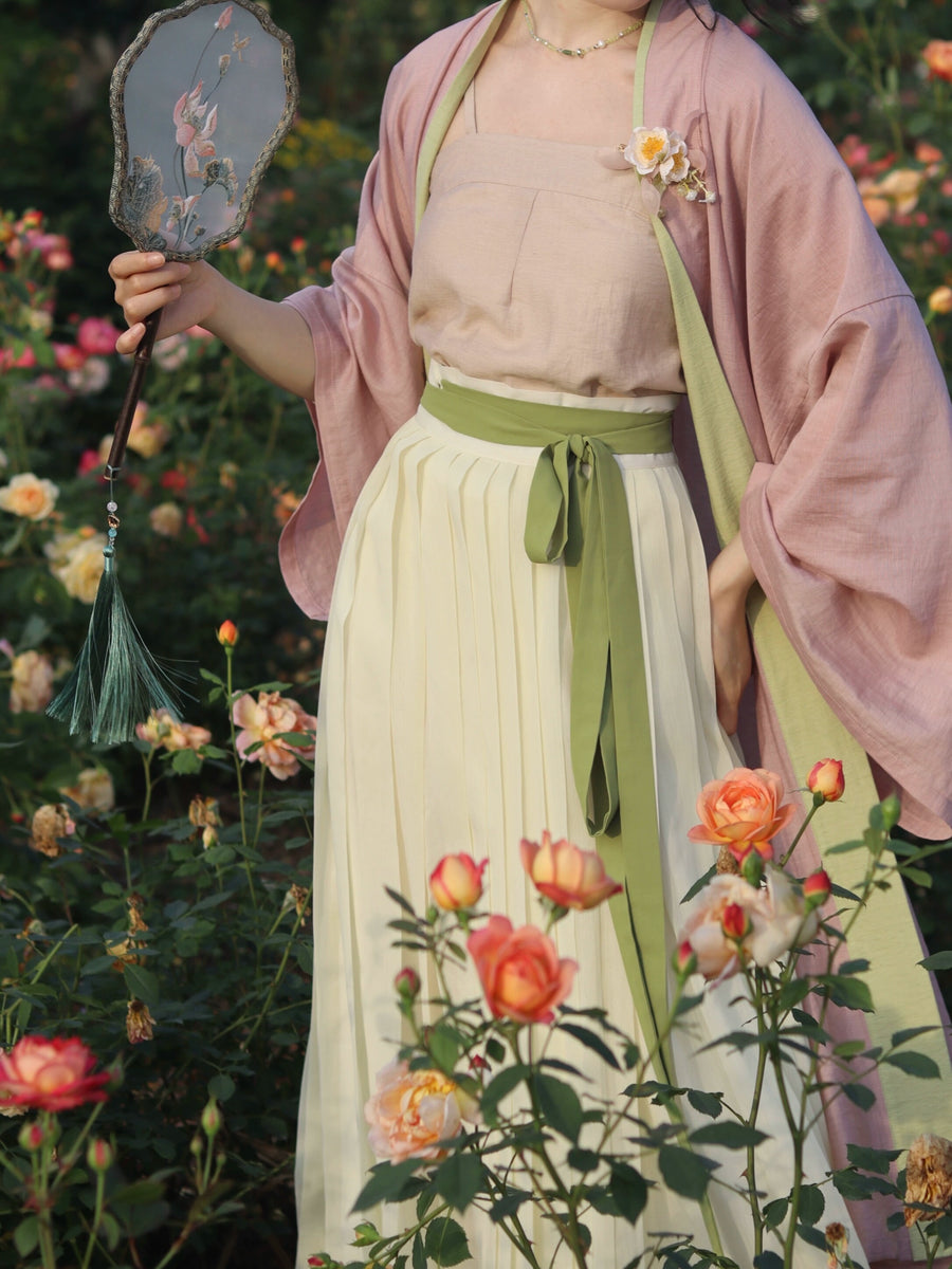 Wan Hui Zhou 晚回舟 Late Return to the Boat Song Dynasty Beizi Jacket & Baidiequn Ruqun Set