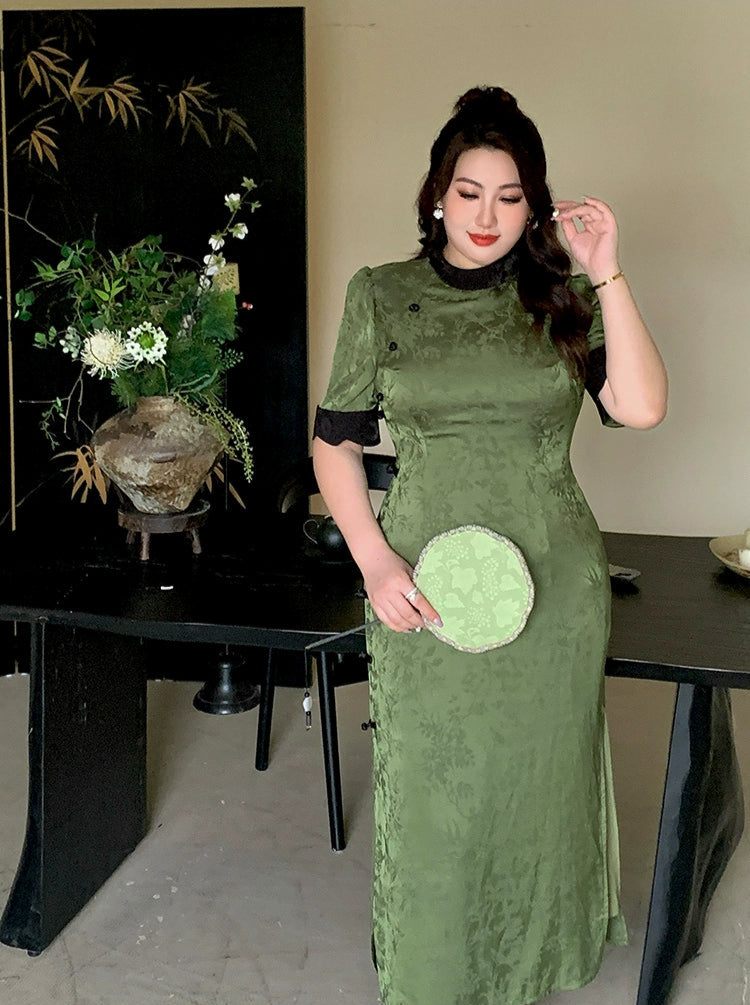 Yu Yuan 玉鸢 Jade Kite Plus Size Vintage Inspired Bottleneck Jacquard Qipao
