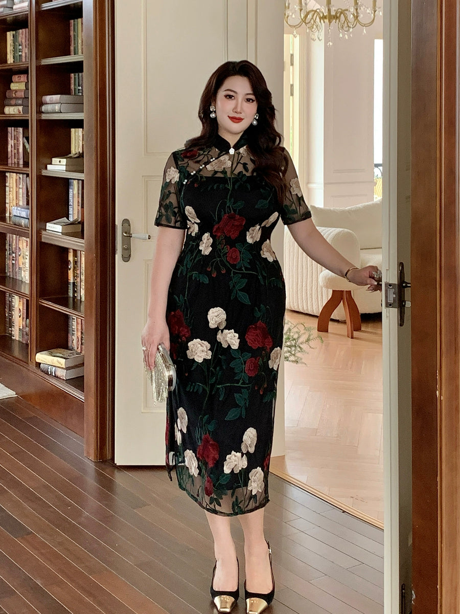 Xixue Gui 吸血鬼 Vampira Plus Size Modernized Sheer Embroidered Floral Short Sleeve Qipao