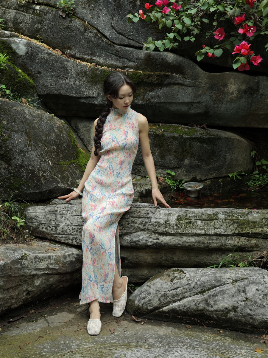 Ning Zhe 凝褶 Frozen Pleats Modernized Floral Accordion Pleat Sleeveless Qipao