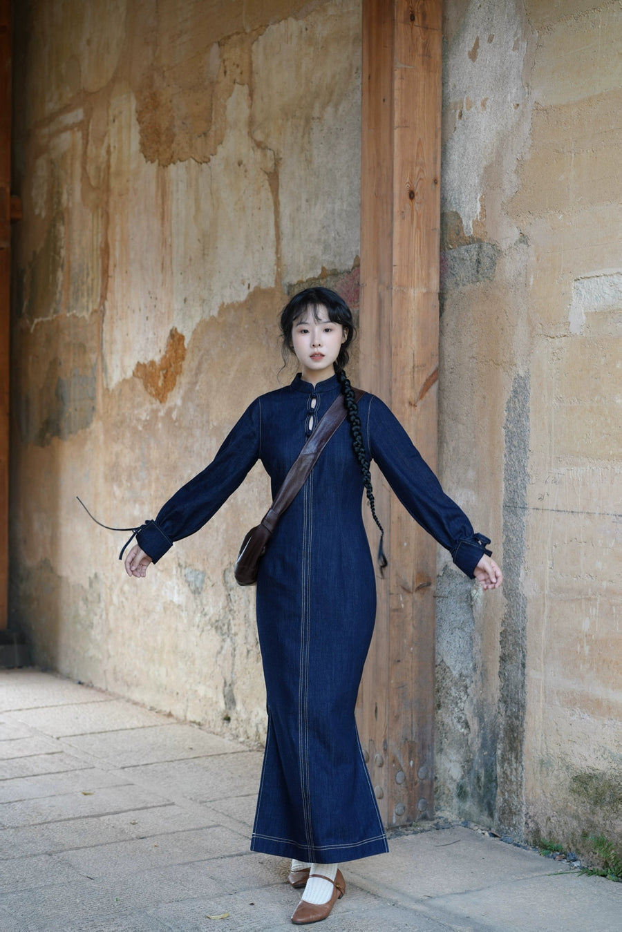 Lan Diao 蓝调 Everyday Blues Modernized Cotton Denim Long Sleeve Qipao