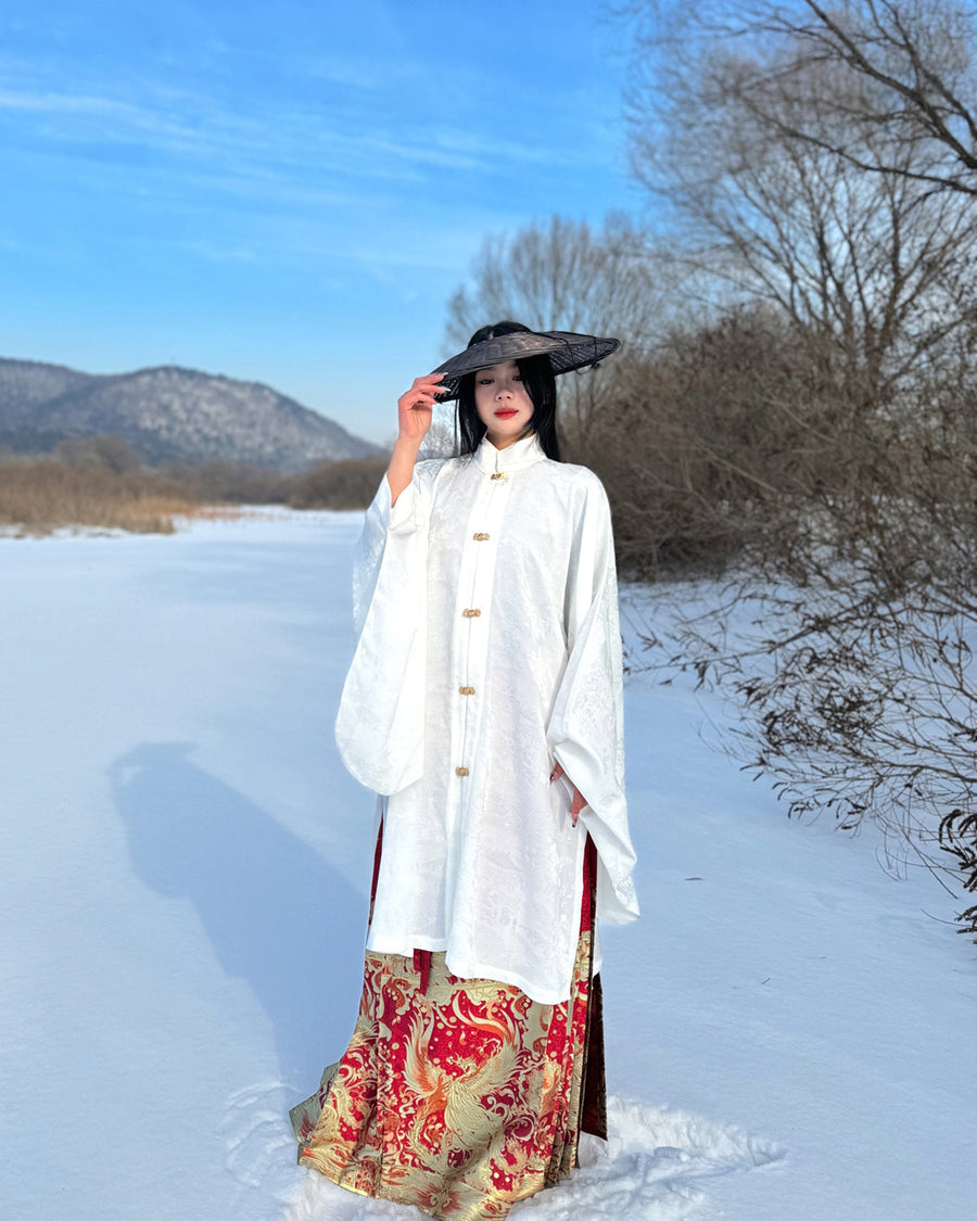 Li Luo 梨落 Pear Blossom Ming Dynasty Plus Size Pifeng Faux Fur Coat & Changshan Long Top Set