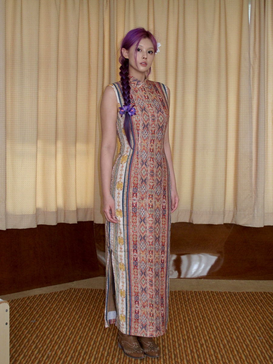 Urban Nomad 城市游牧 Tribal Print Western Sleeveless Pure Cotton Qipao