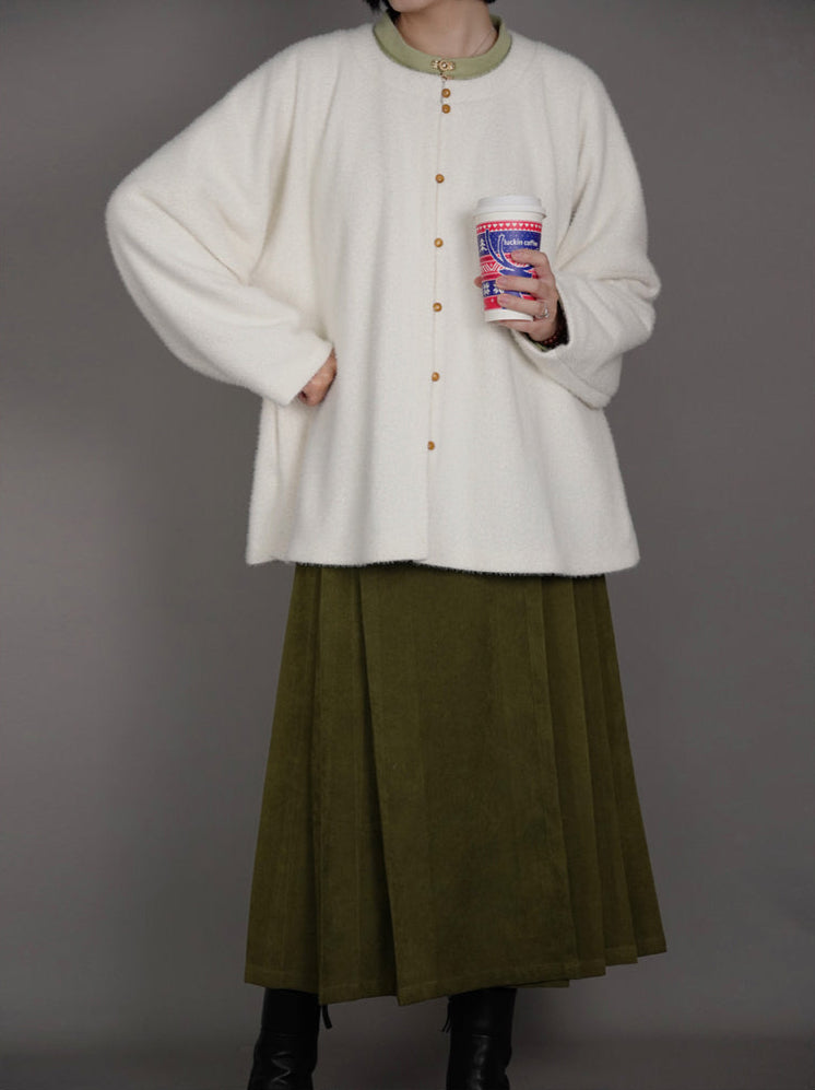 Milk Chocolate 牛奶巧克力 Modernized Ming Plus Size Yuanling Ao Jacket & Midi Mamian Skirt Set