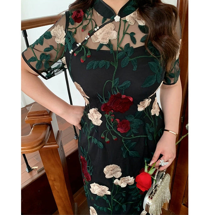 Xixue Gui 吸血鬼 Vampira Plus Size Modernized Sheer Embroidered Floral Short Sleeve Qipao