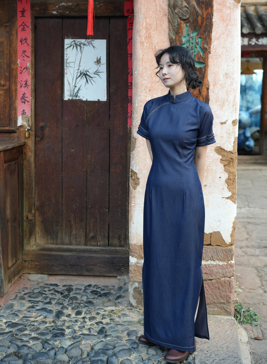 Shuo Ye 朔夜 New Moon Night Modernized Cotton Denim Short Sleeve Qipao