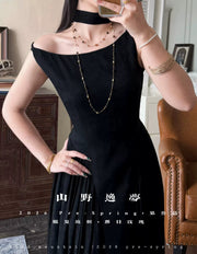 Huanghun Meigui 黄昏玫瑰 Dawn Rose New Chinese Style Sleeveless Vintage Boat Neck Flared Dress