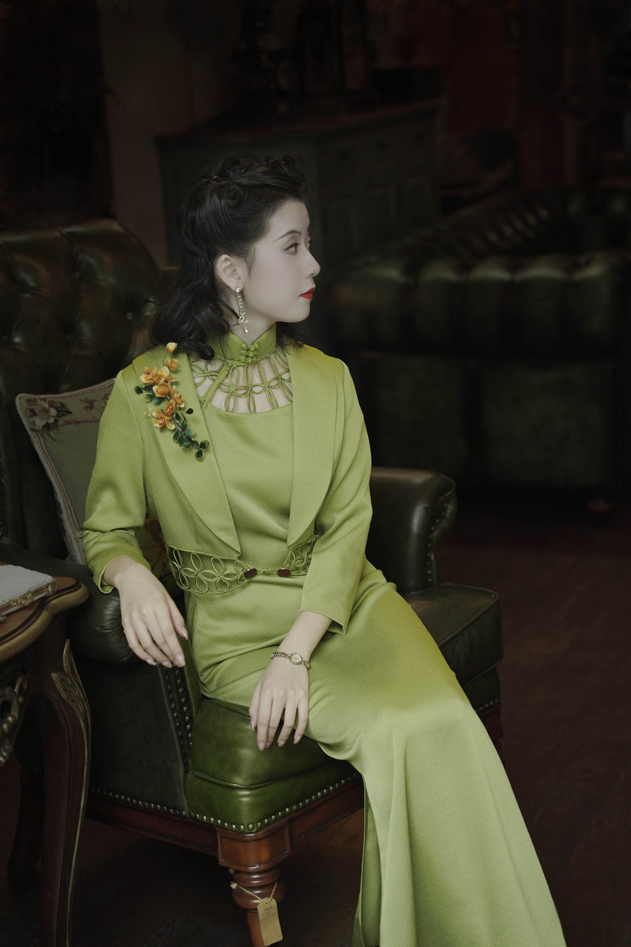 Yu Linglong 玉玲珑 1930s Lace Floral Eyelet Qipao & Short Blazer Set