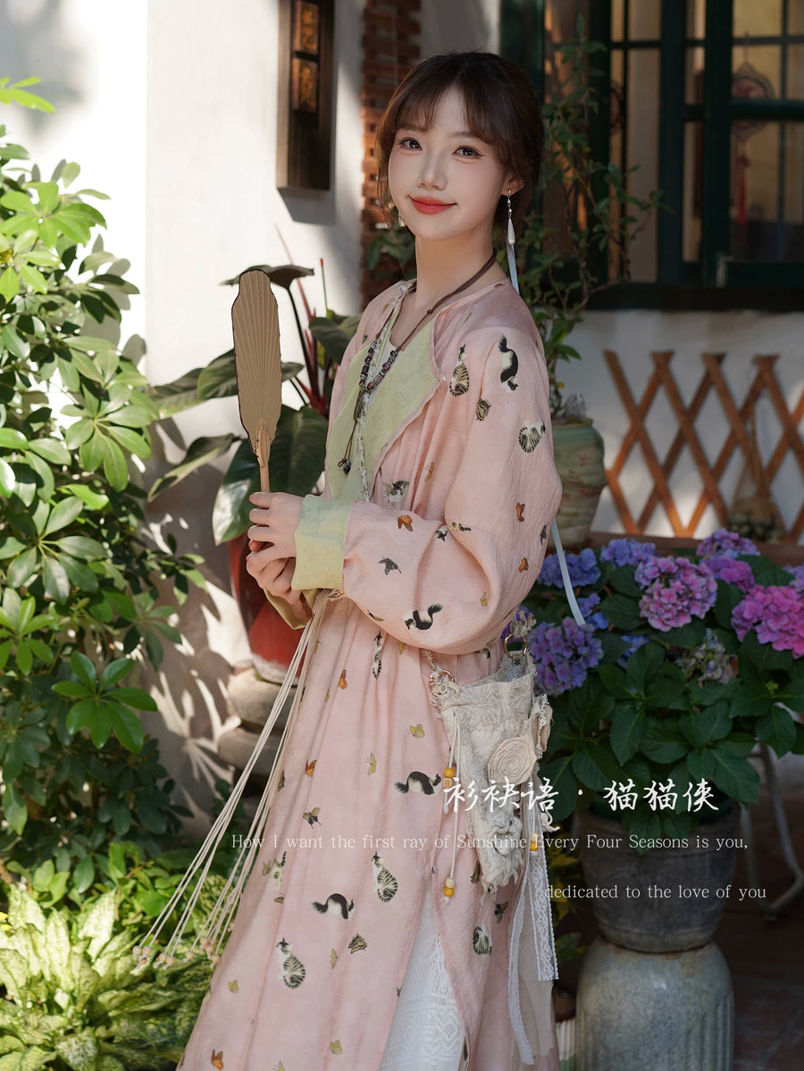 Maomao 猫猫 Kitten Modernized Tang Dynasty Cat Print Yuanlingpao Round Collar Robe