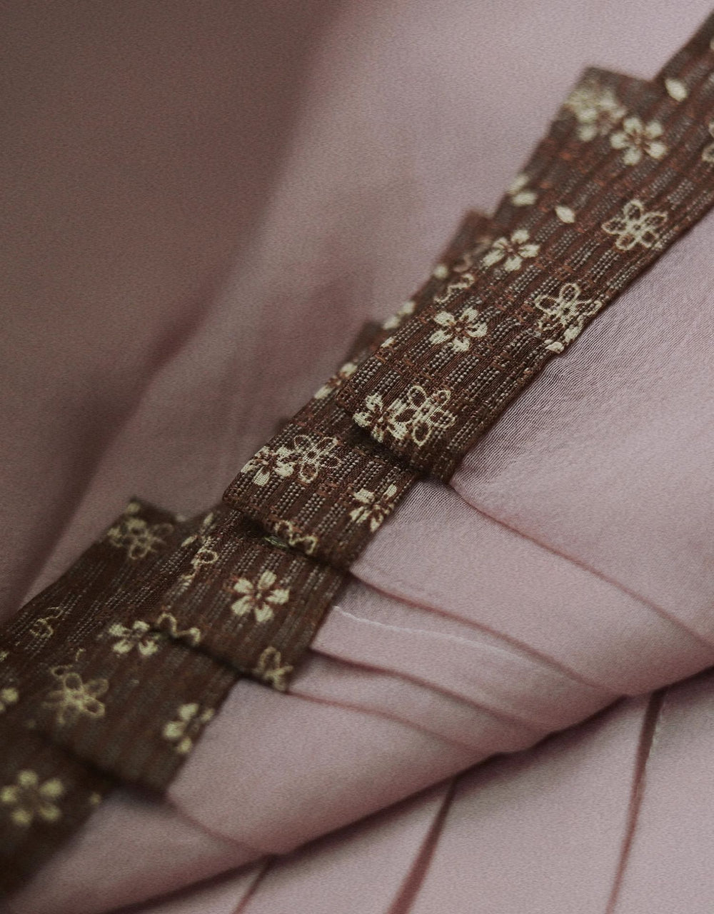 Ming Dynasty Modern Hanfu Beizi with Mamian Slip Dress - Floating Fragrance 浮玉生香