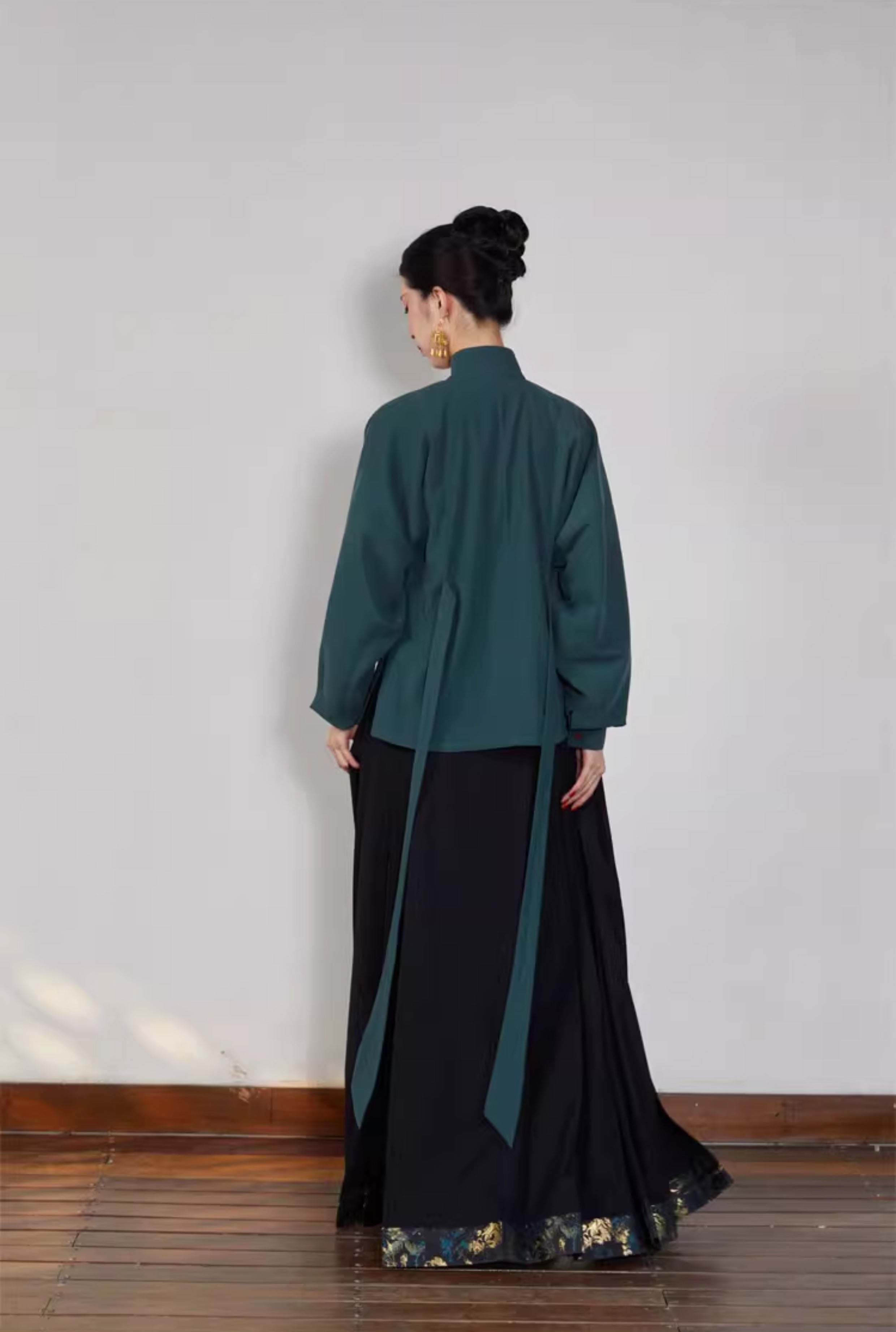 TRENCH MULTI WAY LONG VEST(M OFF WHITE): AMERI: WOMENS