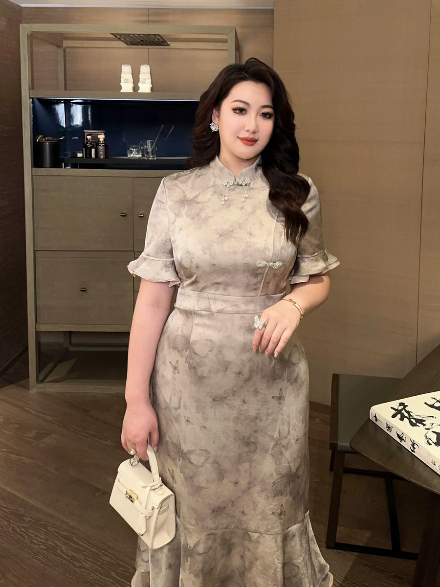 Yue E' 月蛾 Moon Moth Plus Size Modernized Pearl Trumpet Skirt Butterfly Sleeve Qipao