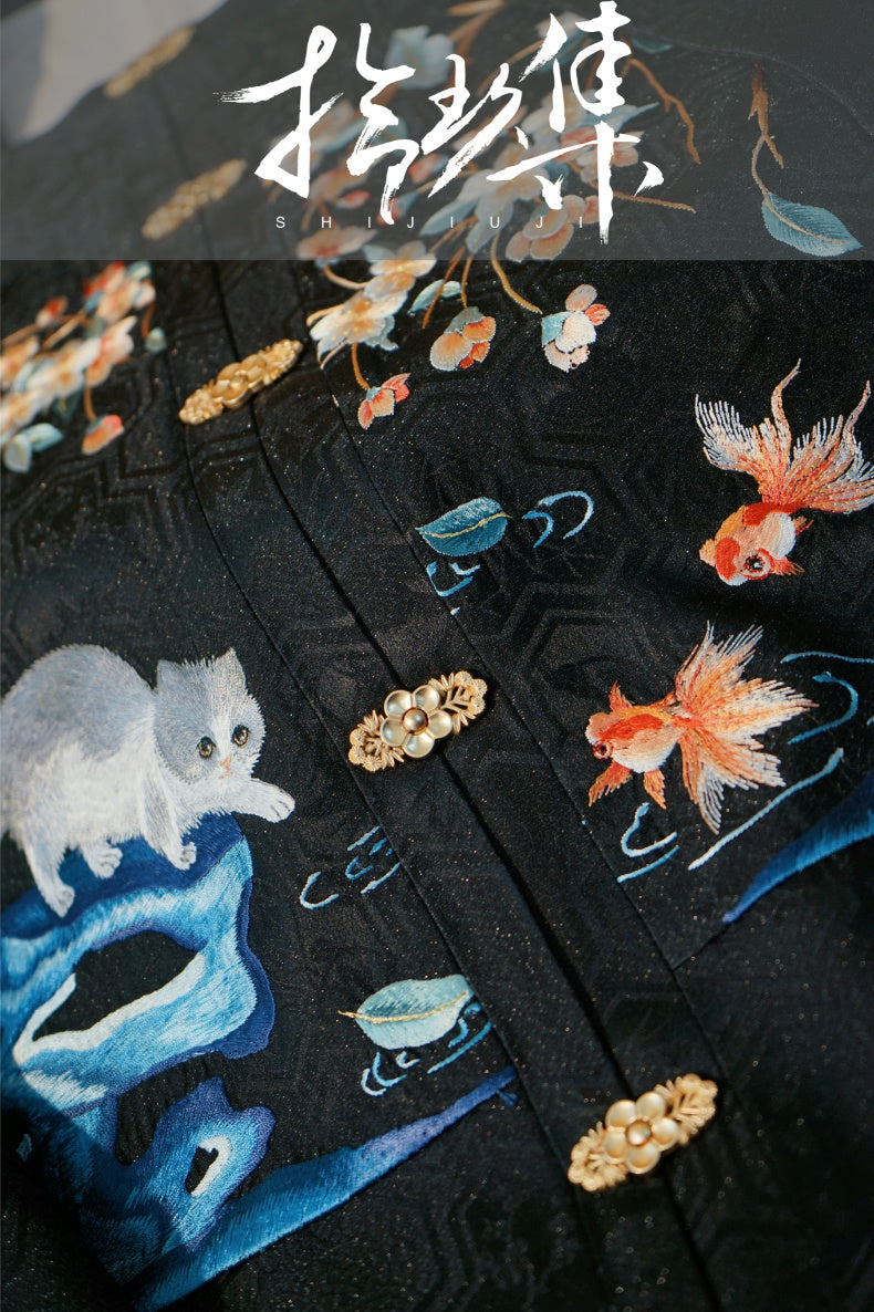 Fish Every Year 年年有鱼 Ming Dynasty Pure Silk Fangling Square Collar Embroidered Ao Jacket