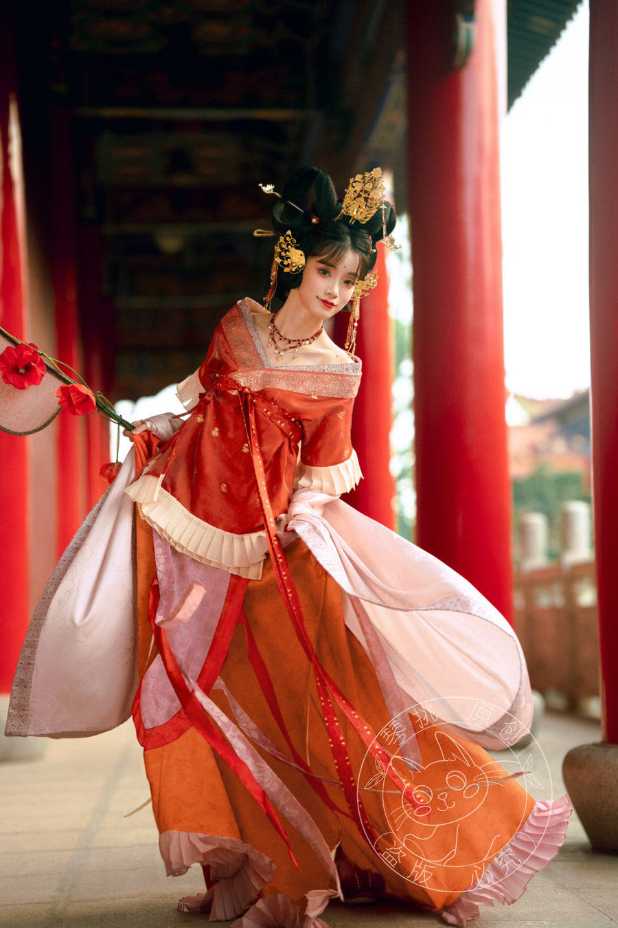 Zhu Zi 朱紫 Scarlet Wisteria Modernized Sui & Northern Southern Dynasty Guiyi Swallow Tail Ruqun Set