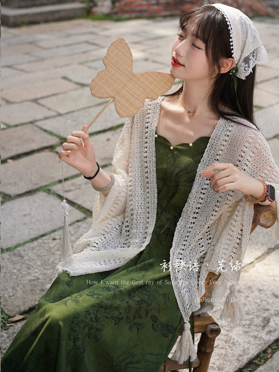 Wu L  Lush Green Modernized Song Dynasty Dress & Crochet Cardigan Set Lush Green Dress / M