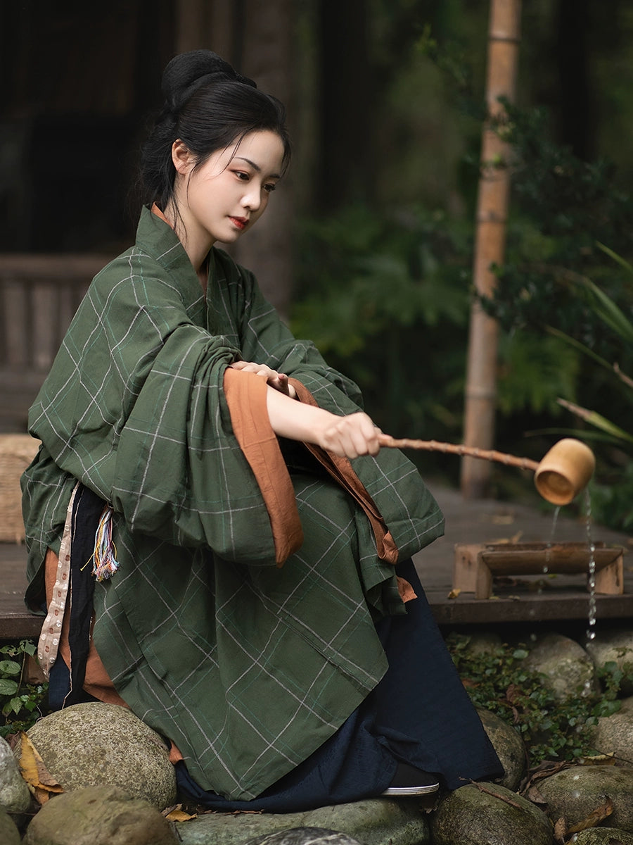 Lin Ting 林听 Southern Song Dynasty Daily Commoner's Unisex Changshan & Trousers Set