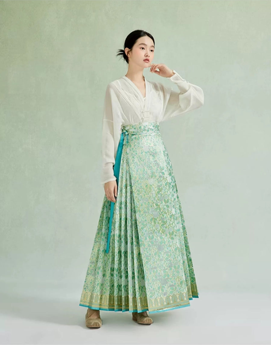 Ting Lan 汀兰 Thin Land Modern Ming Qipao Gilded Leaf Mamian Skirt & Top Set