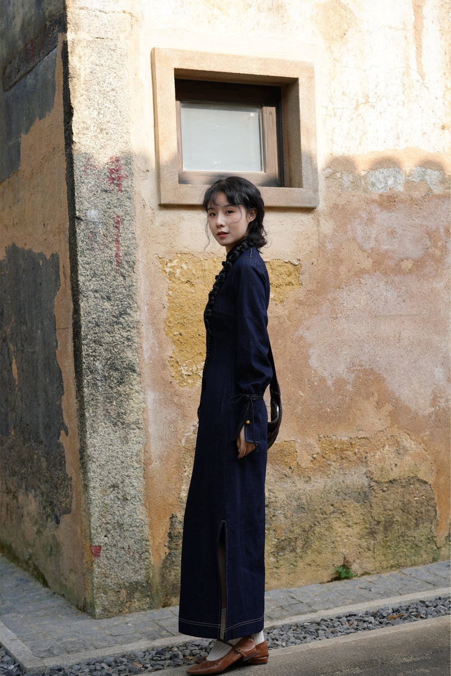Lan Diao 蓝调 Everyday Blues Modernized Cotton Denim Long Sleeve Qipao