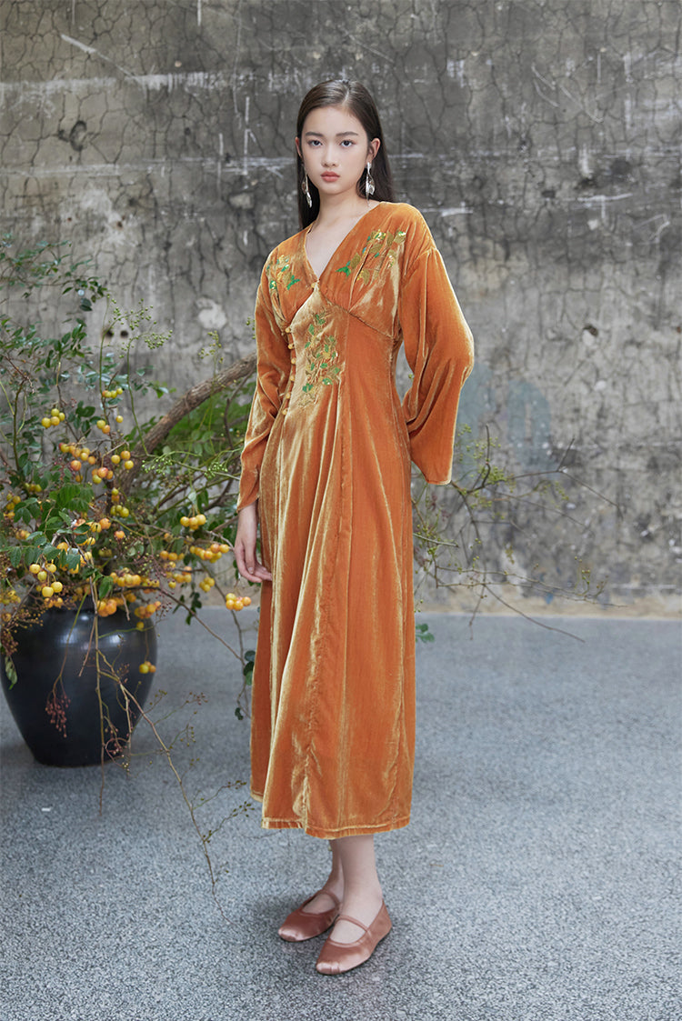 Ci Xiu 刺绣 Osmanthus Embroidery New Chinese Style Velvet Midi Dress