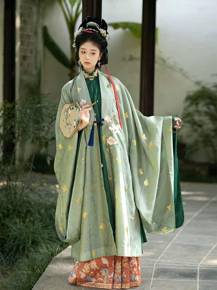 Yulan Ying 玉兰影 Magnolia Shadow Ming Dynasty Spring Summer Hanfu